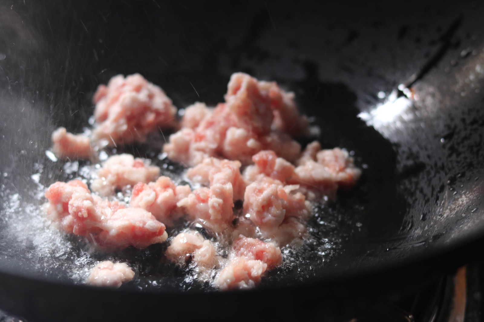 番茄空心面怎么做好吃,番茄空心面的做法步驟