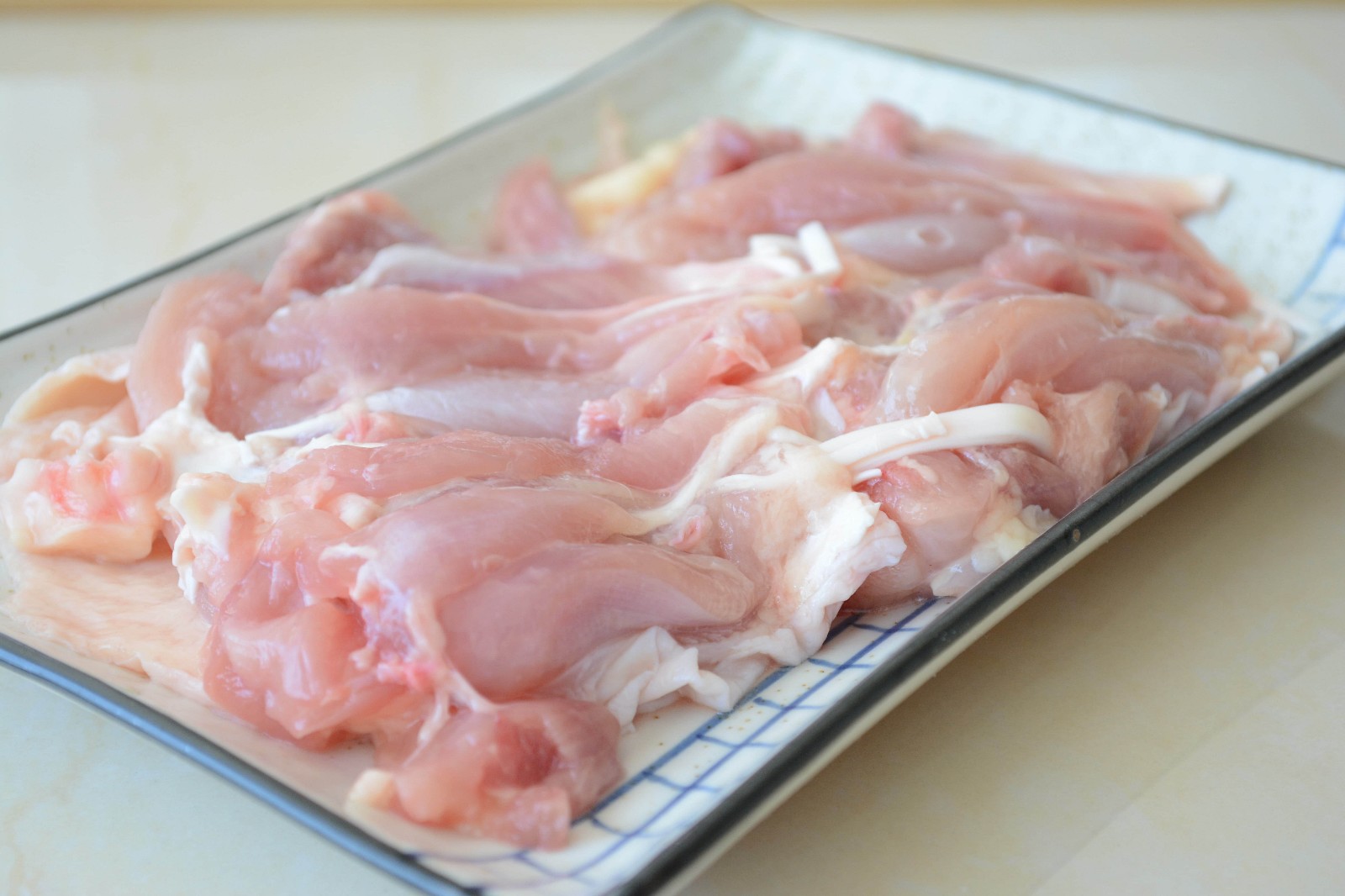 秘制雞腿飯?jiān)趺醋龊贸?秘制雞腿飯的做法步驟