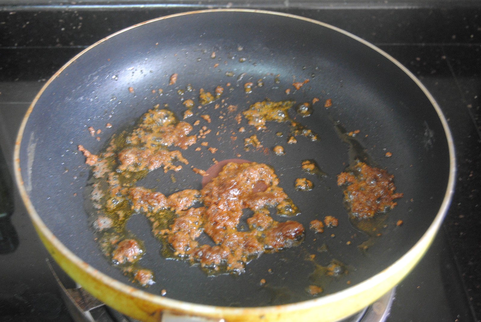 草菇肉醬面怎么做好吃,草菇肉醬面的做法步驟