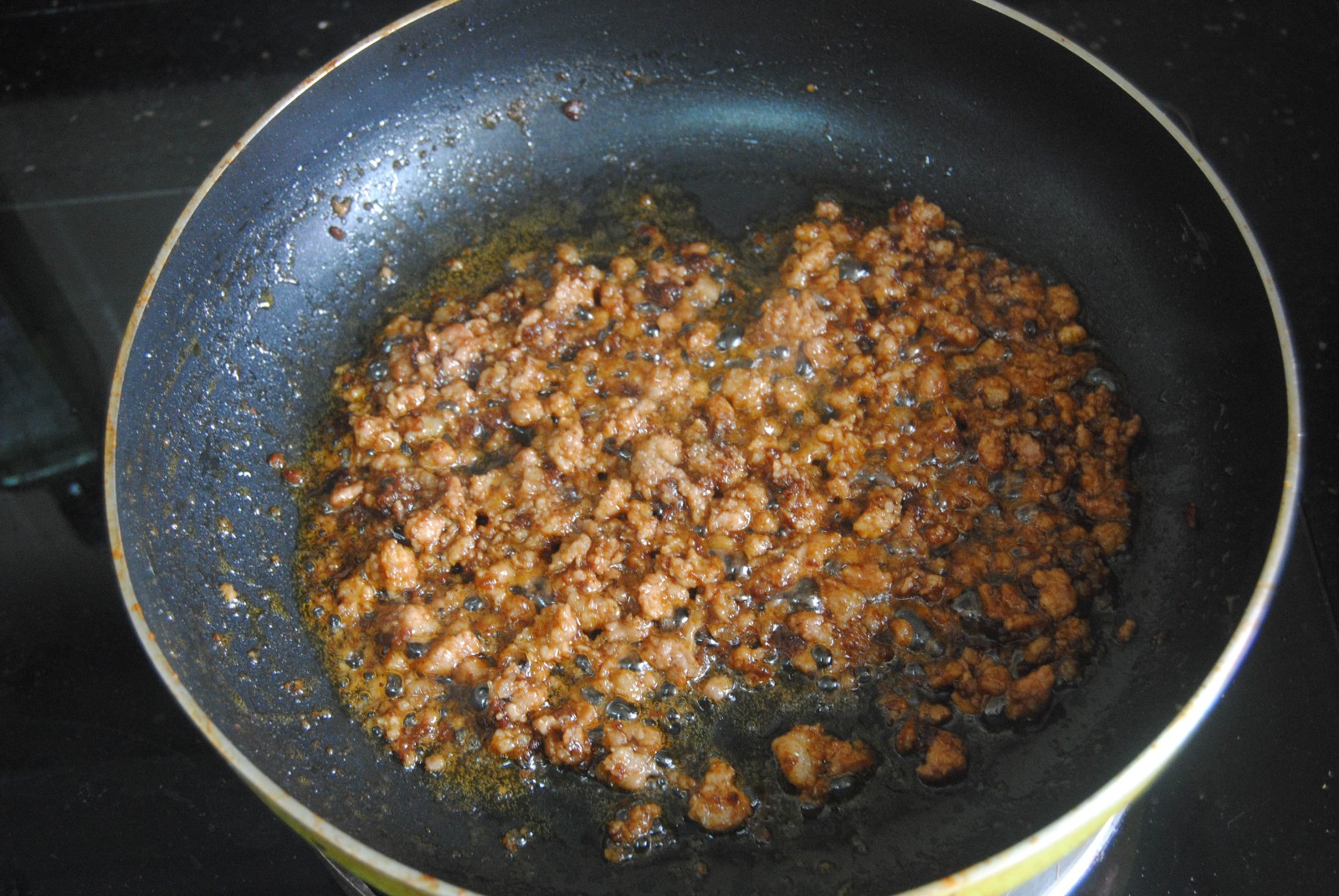 草菇肉醬面怎么做好吃,草菇肉醬面的做法步驟