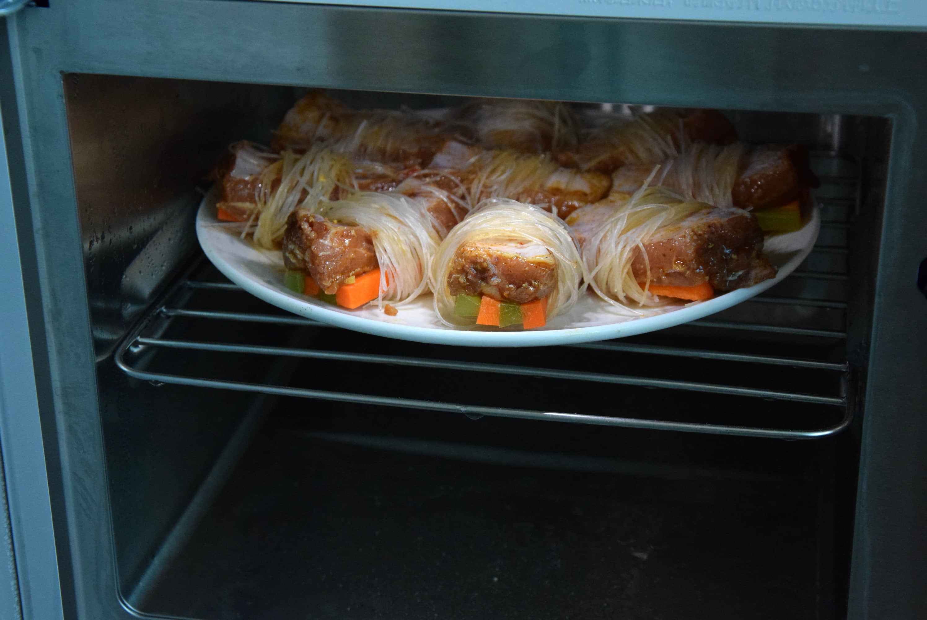 沙茶粉絲蒸排骨怎么做好吃,沙茶粉絲蒸排骨的做法步驟