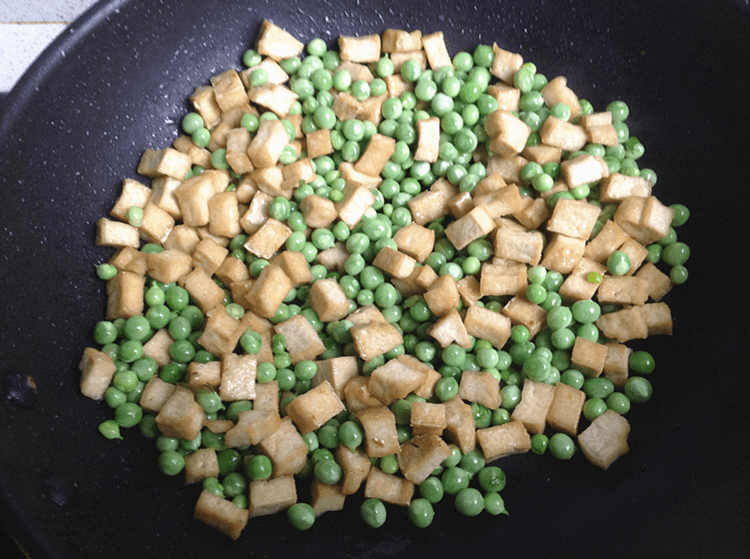 沙茶醬爆炒三丁怎么做好吃,沙茶醬爆炒三丁的做法步驟