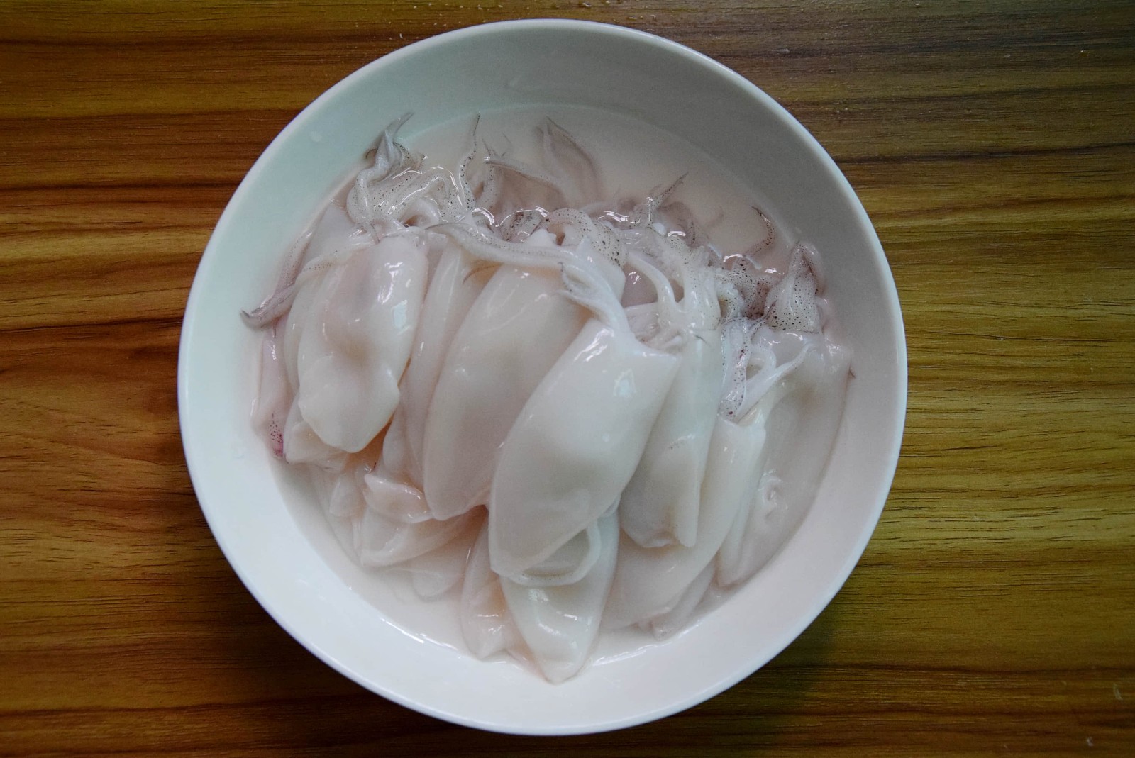 沙茶醬爆小魷魚怎么做好吃,沙茶醬爆小魷魚的做法步驟