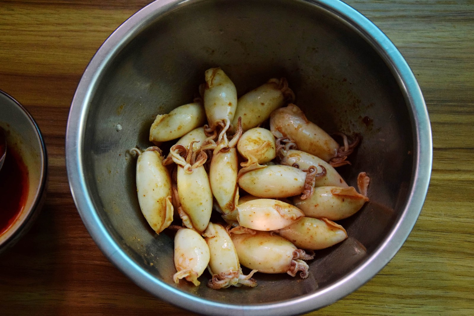 沙茶醬爆小魷魚怎么做好吃,沙茶醬爆小魷魚的做法步驟