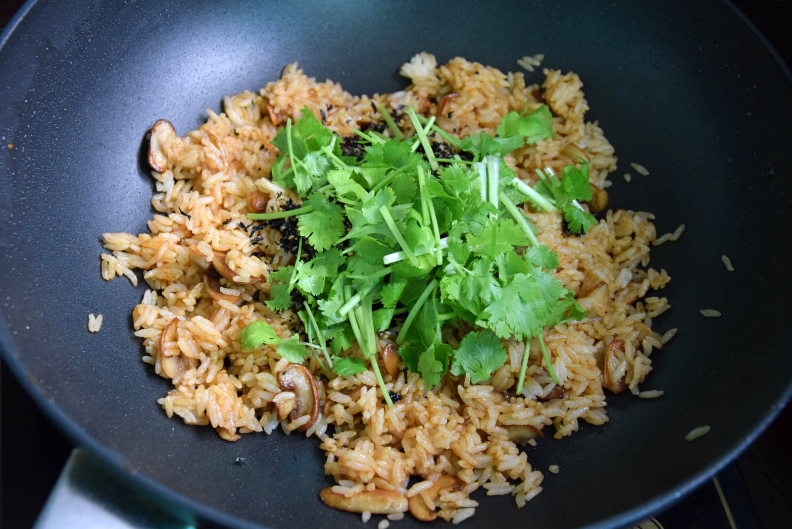 沙茶蘑菇培根飯卷怎么做好吃,沙茶蘑菇培根飯卷的做法步驟