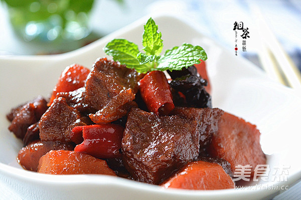 胡蘿卜燒牛肉怎么做好吃,胡蘿卜燒牛肉的做法步驟