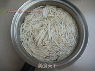 杏鮑菇粉絲湯怎么做好吃,杏鮑菇粉絲湯的做法步驟