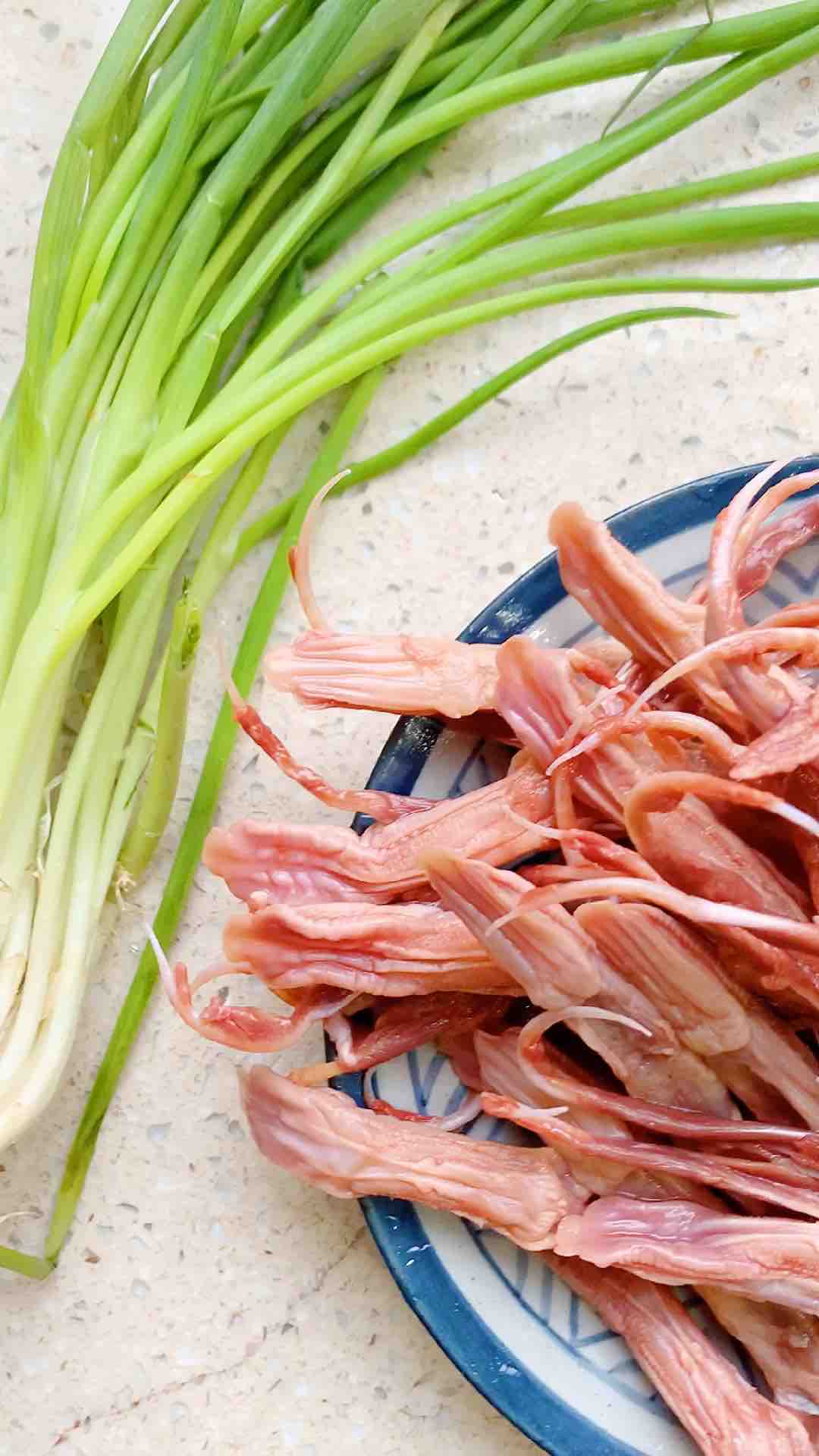 紅油鴨舌怎么做好吃,紅油鴨舌的做法步驟