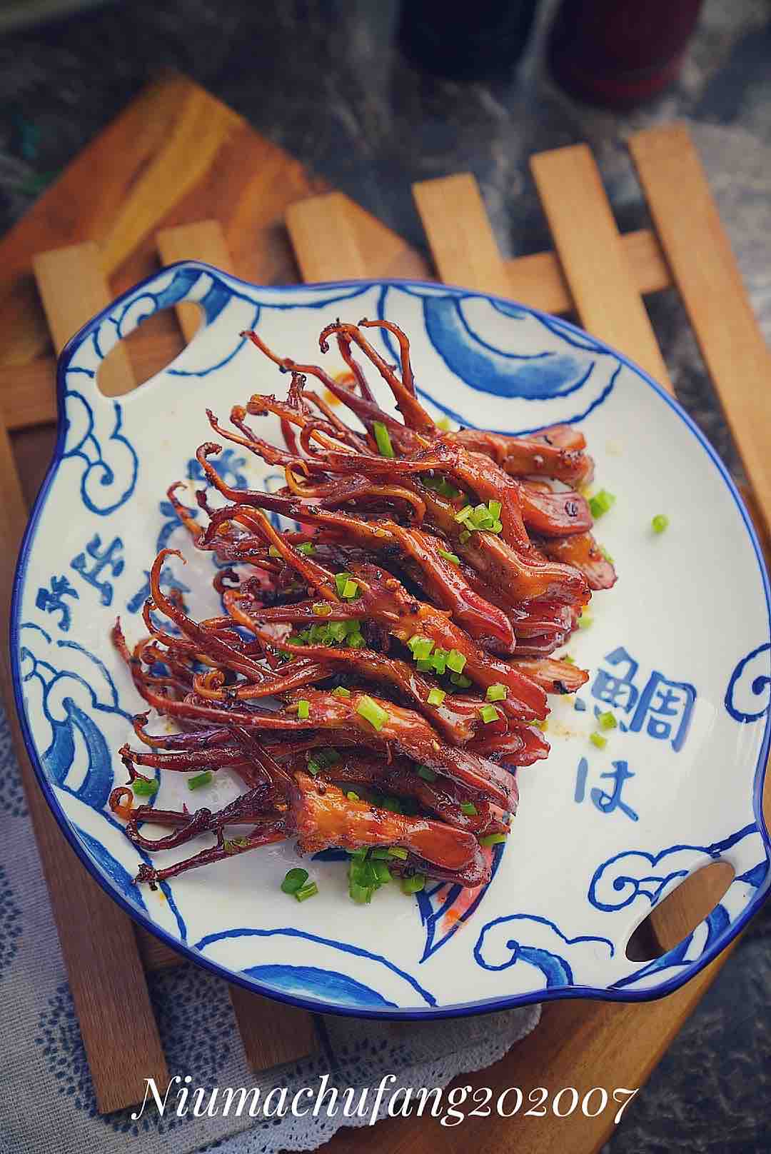 紅油鴨舌怎么做好吃,紅油鴨舌的做法步驟