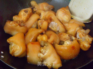 紅燒豬蹄怎么做好吃,紅燒豬蹄的做法步驟