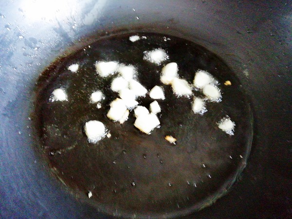 蒜蓉紫貝菜怎么做好吃,蒜蓉紫貝菜的做法步驟