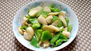 青椒杏鮑菇怎么做好吃,青椒杏鮑菇的做法步驟