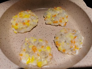 寶寶輔食-蔬菜蝦餅怎么做好吃,寶寶輔食-蔬菜蝦餅的做法步驟