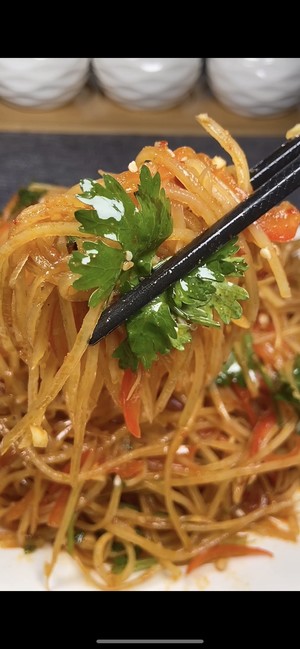 涼拌土豆絲怎么做好吃,涼拌土豆絲的做法步驟