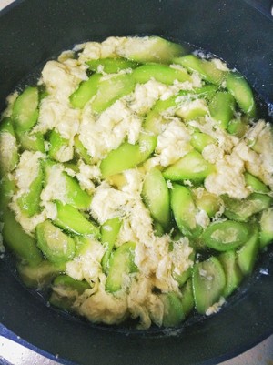 絲瓜蛋湯怎么做好吃,絲瓜蛋湯的做法步驟