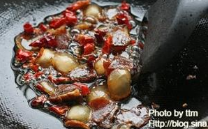 蒜苔炒臘肉怎么做好吃,蒜苔炒臘肉的做法步驟