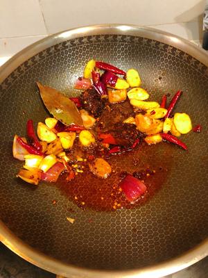 香辣牛雜煲怎么做好吃,香辣牛雜煲的做法步驟