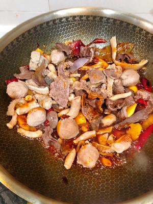 香辣牛雜煲怎么做好吃,香辣牛雜煲的做法步驟