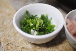 大排檔風(fēng)味炒年糕怎么做好吃,大排檔風(fēng)味炒年糕的做法步驟