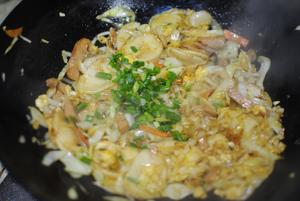 大排檔風(fēng)味炒年糕怎么做好吃,大排檔風(fēng)味炒年糕的做法步驟