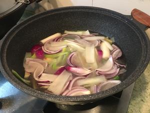 家庭簡易版壽喜鍋怎么做好吃,家庭簡易版壽喜鍋的做法步驟