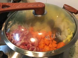 家庭簡易版壽喜鍋怎么做好吃,家庭簡易版壽喜鍋的做法步驟