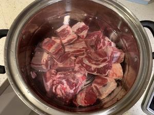 清燉牛骨湯怎么做好吃,清燉牛骨湯的做法步驟