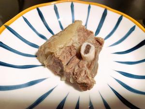 清燉牛骨湯怎么做好吃,清燉牛骨湯的做法步驟