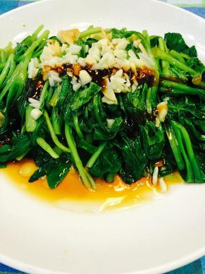 白灼雞毛菜，雞毛菜的最佳打開方式怎么做好吃,白灼雞毛菜，雞毛菜的最佳打開方式的做法步驟