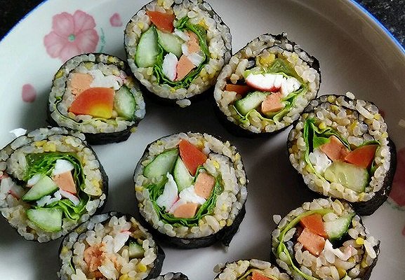 家庭版壽司的做法,花樣壽司的家常做法,日本壽司怎么做好吃怎么做好吃,家庭版壽司的做法,花樣壽司的家常做法,日本壽司怎么做好吃的做法步驟