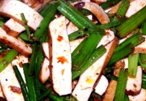 芹菜炒豆腐干這樣做才好吃怎么做好吃,芹菜炒豆腐干這樣做才好吃的做法步驟