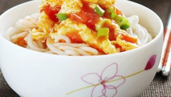 西紅柿雞蛋面的家常做法視頻,西紅柿雞蛋面怎么做好吃的做法視頻,西紅柿雞蛋面的家常做法視頻,西紅柿雞蛋面怎么做好吃怎么做好吃