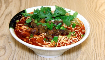 麻辣牛肉面的家常做法步驟圖,麻辣牛肉面怎么做怎么做好吃,麻辣牛肉面的家常做法步驟圖,麻辣牛肉面怎么做的做法步驟