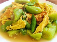 絲瓜炒雞蛋的家常做法視頻,絲瓜炒蛋怎么做好吃