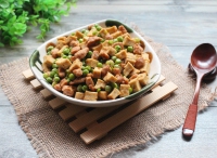 沙茶醬爆炒三丁怎么做好吃,沙茶醬爆炒三丁的做法步驟