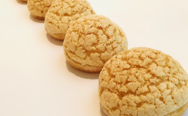 酥皮泡芙的家常做法,酥皮泡芙怎么做好吃怎么做好吃,酥皮泡芙的家常做法,酥皮泡芙怎么做好吃的做法步驟