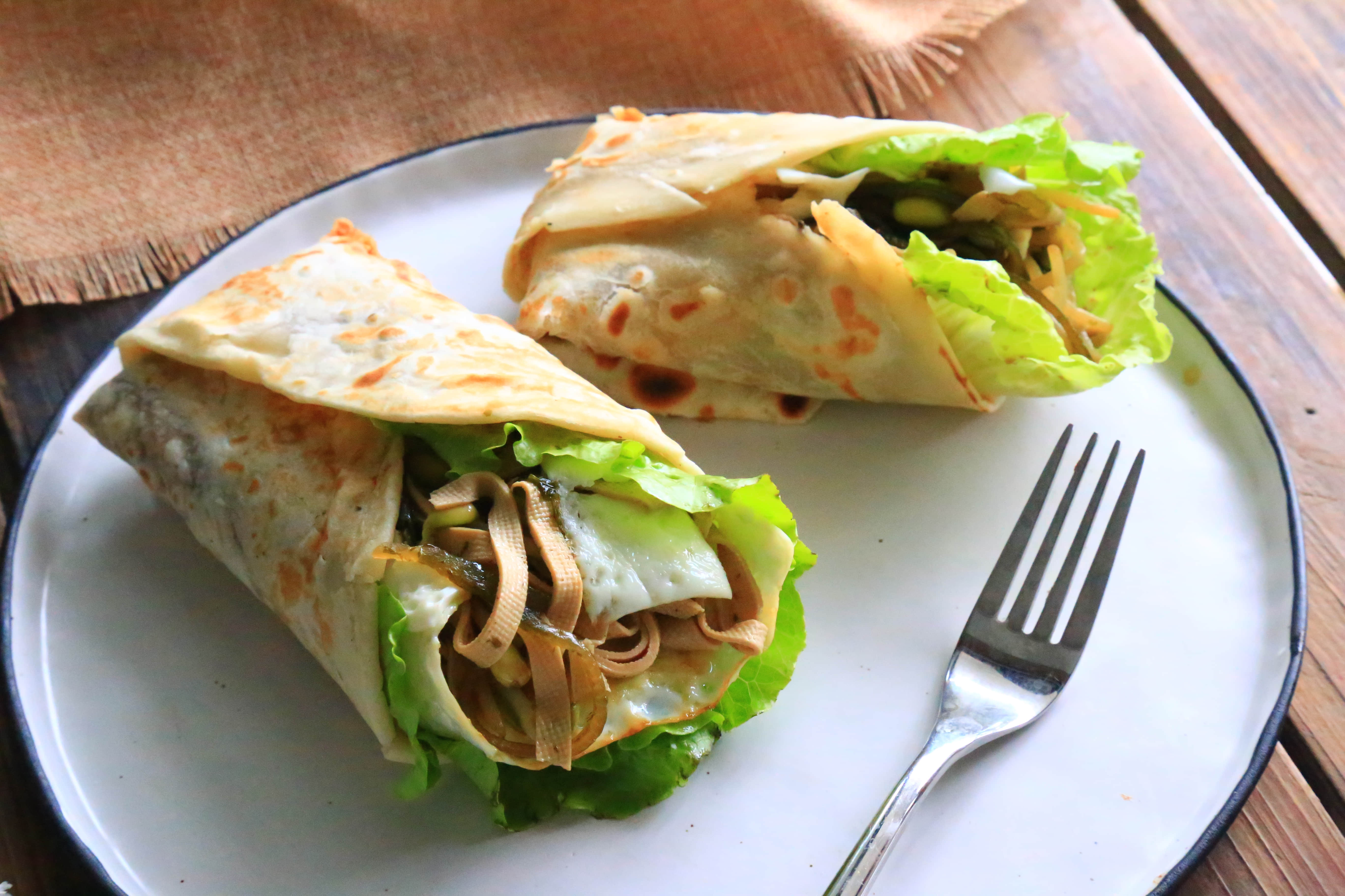 蔬菜卷餅怎么做好吃,蔬菜卷餅的做法步驟