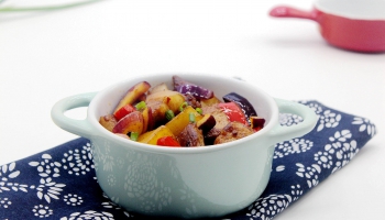 土豆?fàn)F五花肉怎么做好吃,土豆?fàn)F五花肉的做法步驟