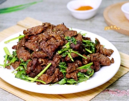 孜然羊肉的家常做法視頻,孜然羊肉怎么做好吃的做法視頻,孜然羊肉的家常做法視頻,孜然羊肉怎么做好吃怎么做好吃