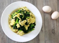 菠菜炒雞蛋怎么做好吃,菠菜炒雞蛋的做法視頻,