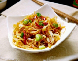 包菜炒粉絲的做法視頻,包菜炒粉絲怎么做好吃