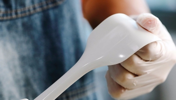 日本Cakeland一體式硅膠白色刮刀