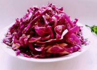 涼拌紫甘藍(lán)怎么做好吃,涼拌紫甘藍(lán)的做法步驟