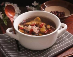 板栗燉雞的做法視頻,板栗燉雞怎么做好吃