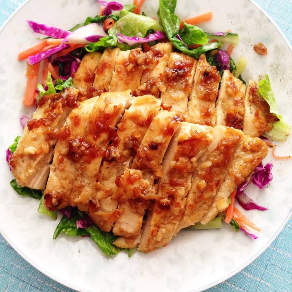 香蒜蜂蜜煎雞胸肉，酷炫屌炸天的好吃怎么做好吃,香蒜蜂蜜煎雞胸肉，酷炫屌炸天的好吃的做法步驟