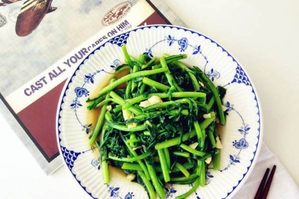 蒜蓉茼蒿怎么做好吃,蒜蓉茼蒿的做法步驟