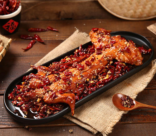 麻辣烤兔肉怎么做好吃,麻辣烤兔肉的做法步驟