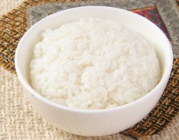 微波爐煮米飯的做法視頻,微波爐煮米飯?jiān)趺醋龊贸? class=