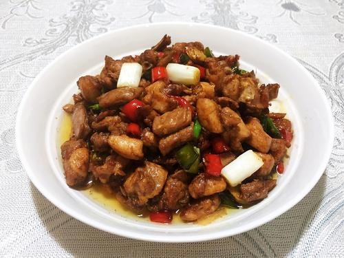 紅燒兔子怎么做好吃,紅燒兔子的做法步驟