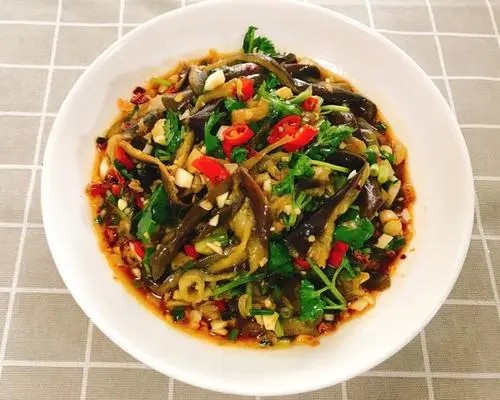 涼拌茄子怎么做好吃,涼拌茄子的做法步驟